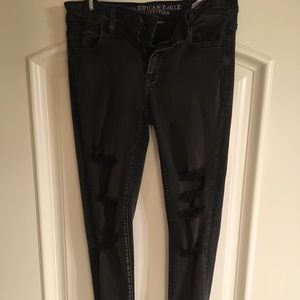 Black American Eagle Ripped Skinny Jeans